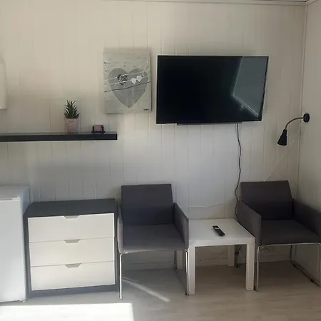 Vadlasveien 4 * Egersund